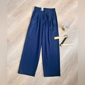 NWT Madewell Straight-Leg Pants High Rise, Drapeweave TENCEL™ Blend – Navy color